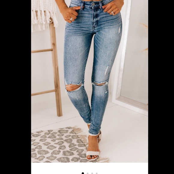Lady In Distress Kancan distressed skinny jeans - Picture 2 of 5